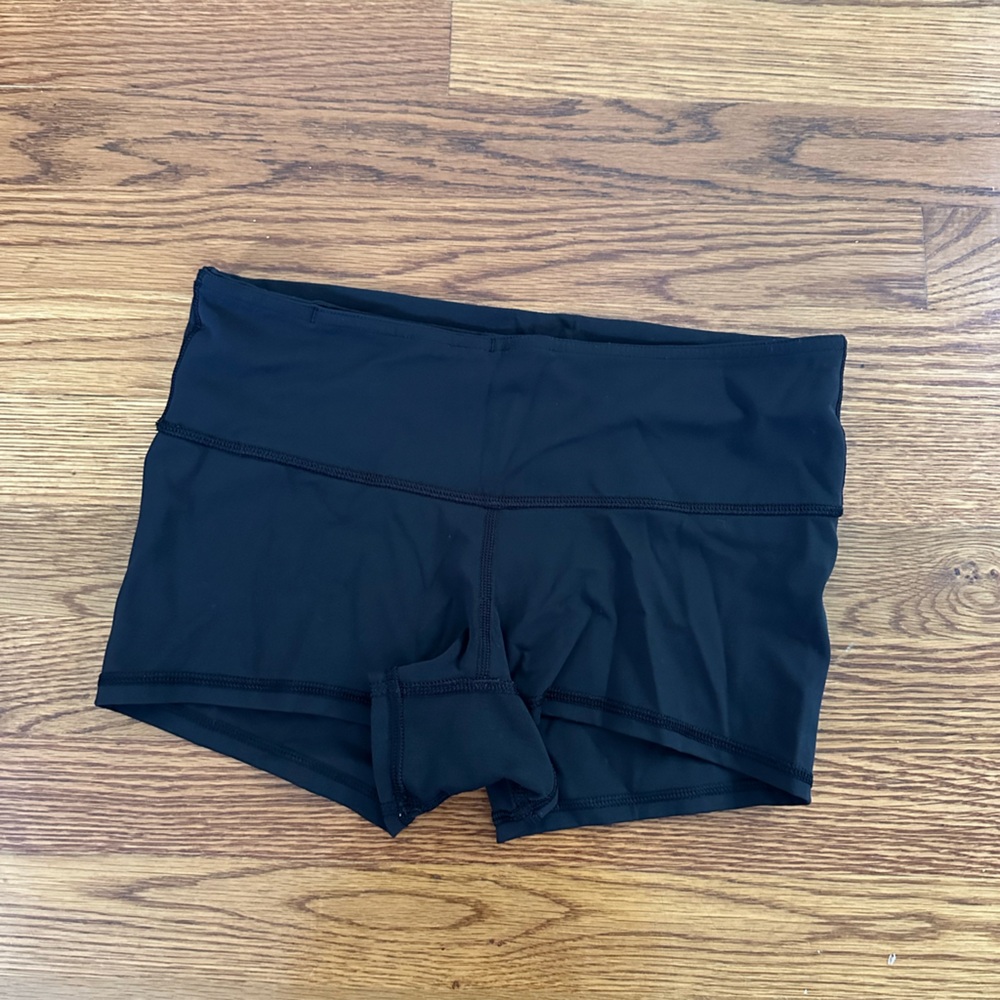 Lululemon 3 inch biker shorts